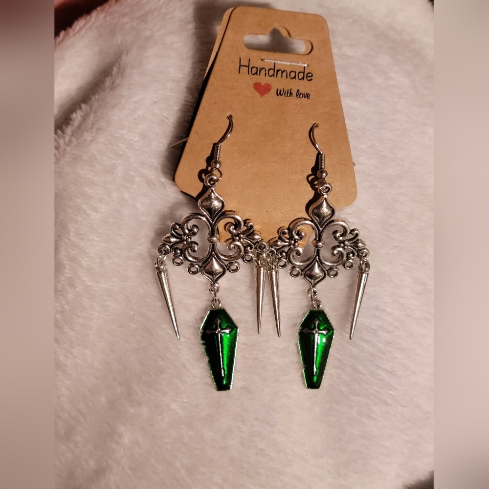 Green Coffin Dangle Earrings w/ Silvertone Spikes Gothic Handmade Punk Emo Goth - Picture 5 of 10